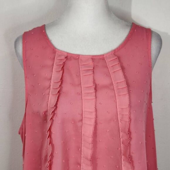 Elle Pink Swiss Dot Sleeveless Blouse Size Large Pink Semi-Sheer Ruffle Top - Picture 2 of 8